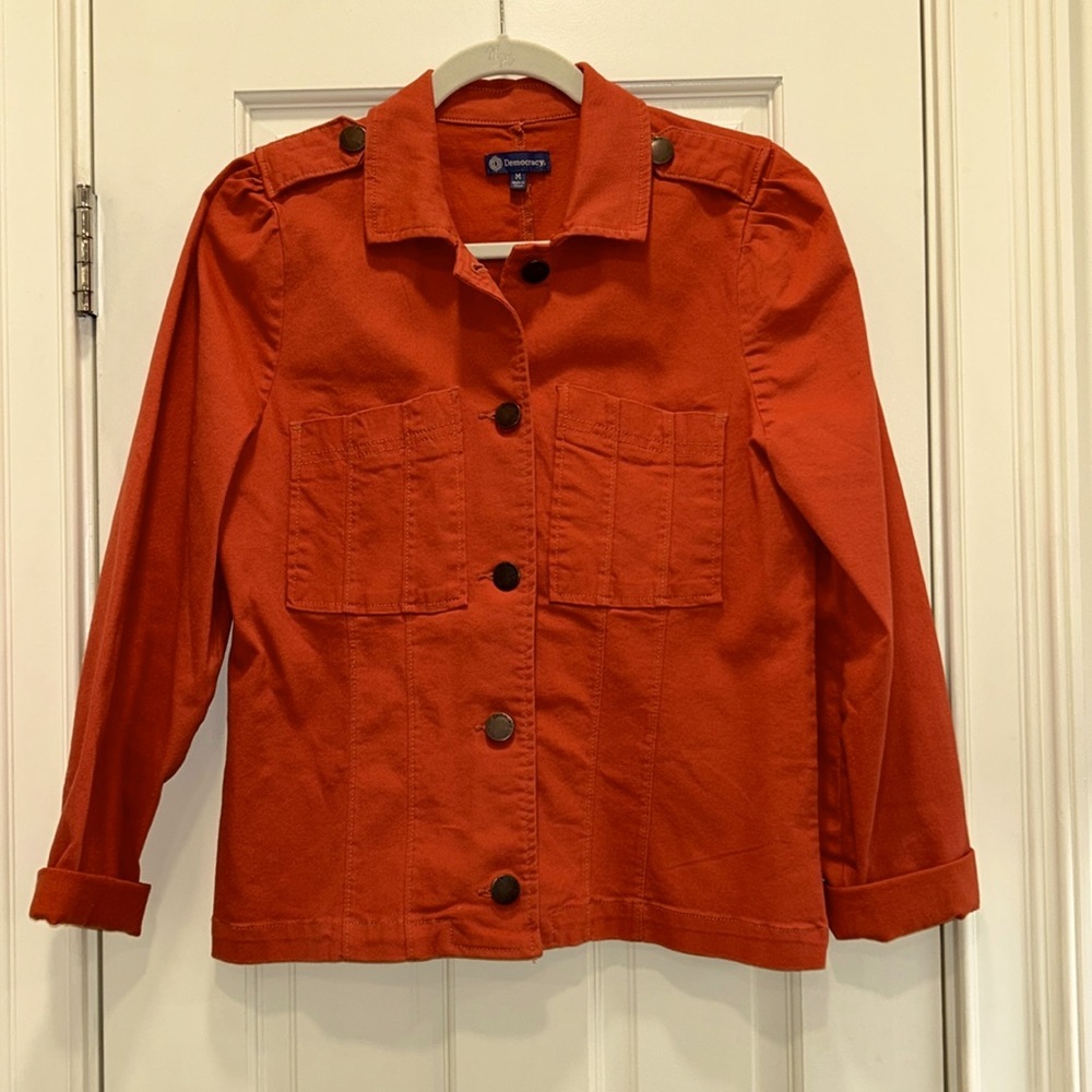 Democracy Rust Colored Denim Jean Jacket Seam Detail & Front Chest Pockets sz.M